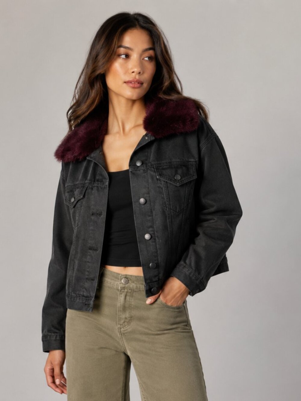 JAK & RAE Jean Jacket With Faux Fur Collar Size Medium